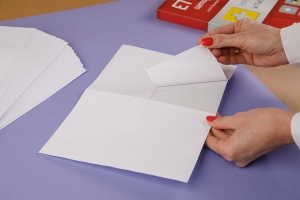 Selbstklebendes Etikett auf Bogen 105 x 148 mm